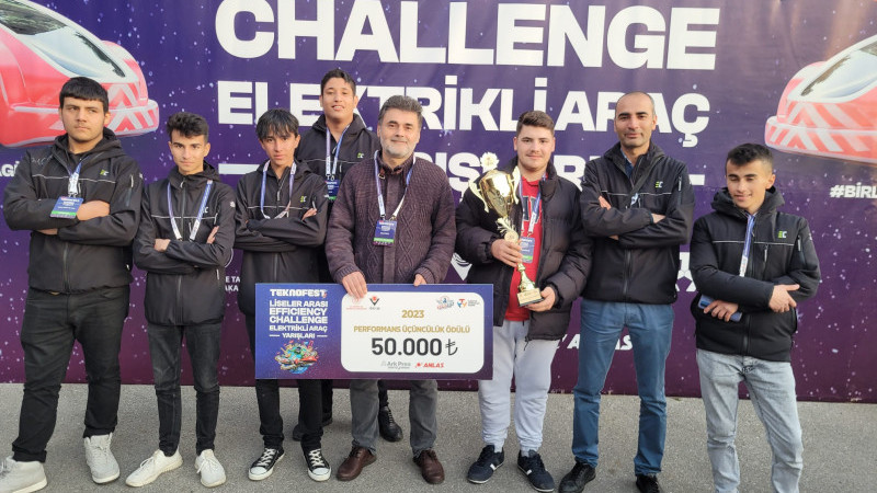 Serik’in Togg u Türkiye üçüncüsü oldu