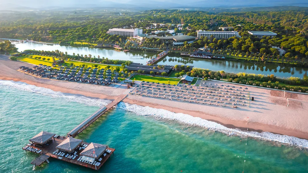 Gloria Hotels & Resorts, Özaltın Elmalı GES Projesi ile enerjisinin güneşten alıyor