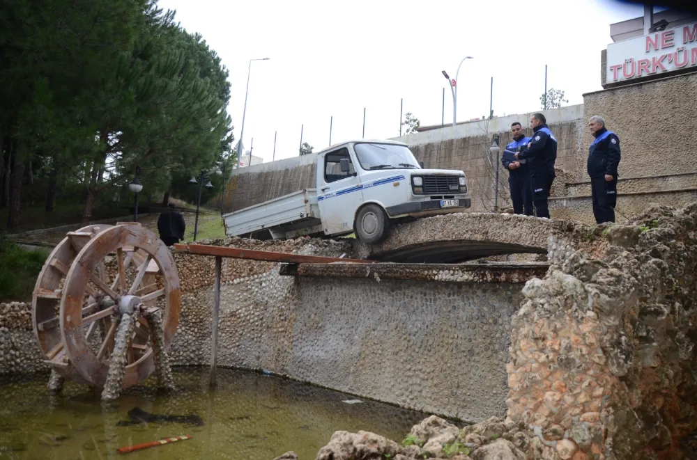 Evde çalındı, parkta bulundu