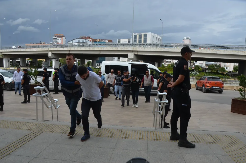 Serik’te Cinayet zanlıları adliyeye çıkarıldı 