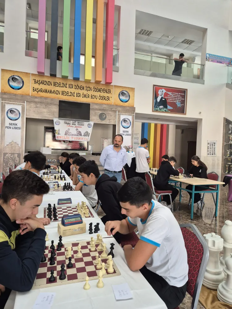 Serik Fen Lisesi’nde Cumhuriyet Coşkusu Satrançla yaşandı