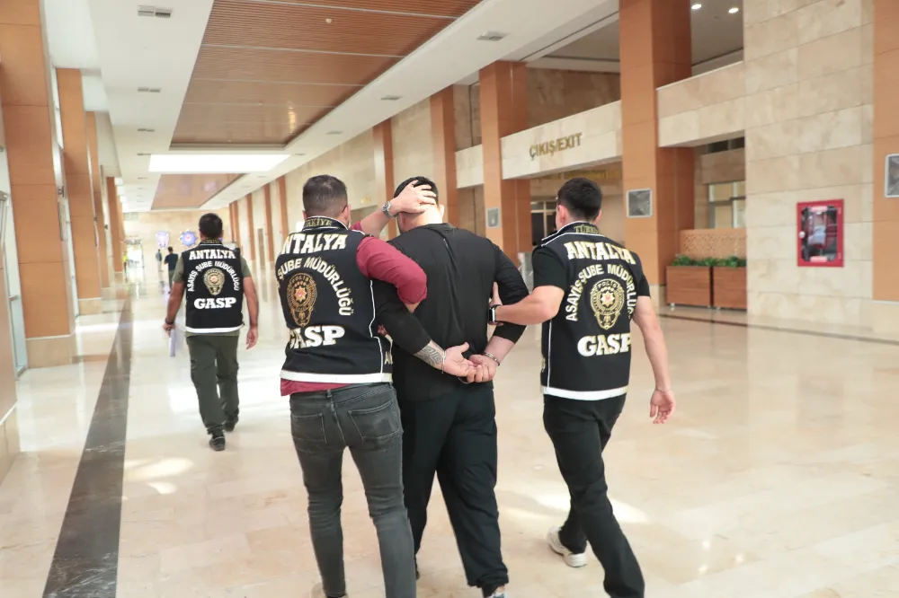 18 Yıl 7 Ay 17 Gün Kesinleşmiş Hapis cezası ile aranan şahıs yakalandı