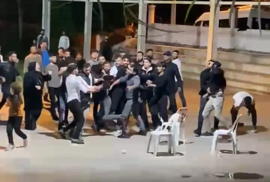 Serik’te düğünde çıkan kavgada sandalyeler ve yumruklar havada uçuştu 