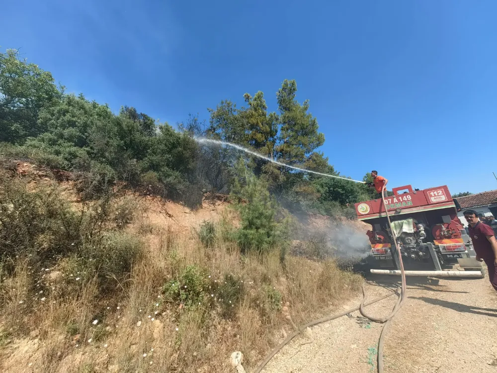 Antalya’da Üç Ayrı Noktada Orman Yangını: İki Söndürüldü, Biri Devam Ediyor