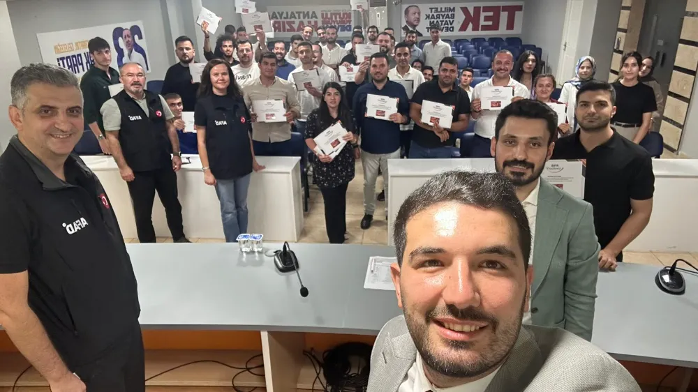 AK Gençlik Antalya’dan farkındalık