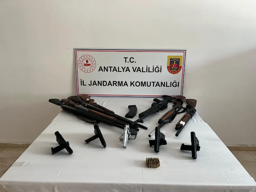 Serik İlçesinde kaçak silah operasyonu