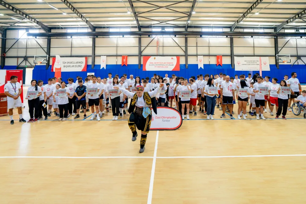 Özel sporcular Antalya’da basketbol fırtınası estirdi