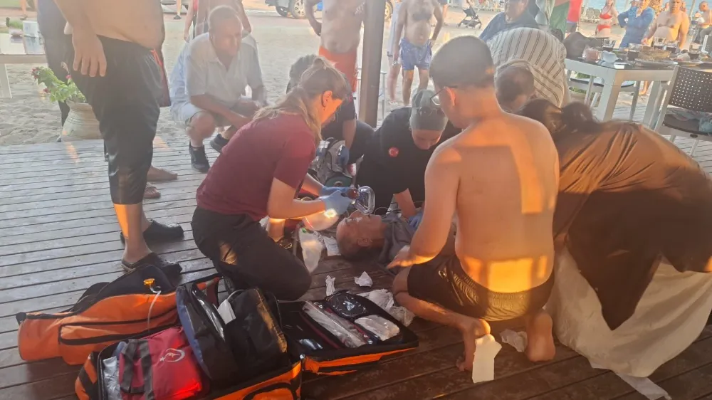 Yemek yerken rahatsızlanan yaşlı adam yaşamını yitirdi 