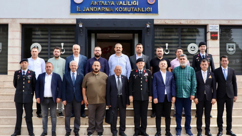 Kabadayı, Jandarma Asayiş Vakfı toplantısına katıldı